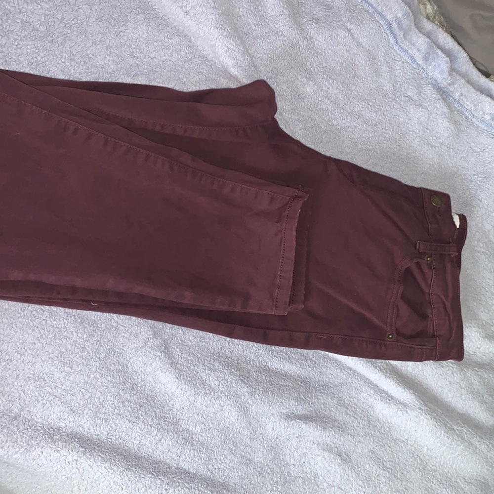 Jessica Simpson High Rise Skinny Ankle pants size 8 in Burgandy